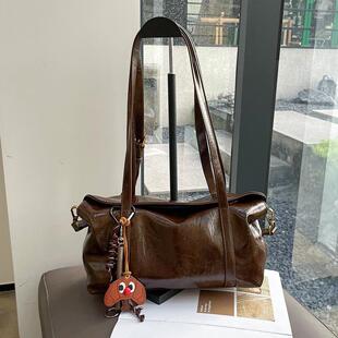 韩里韩气的包包新款潮腋下包托特包质感慵懒风女通勤波士顿单肩法