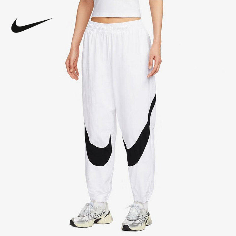 NIKE耐克女子运动宽松休闲大勾子印花春季梭织收口长裤HV2358-100