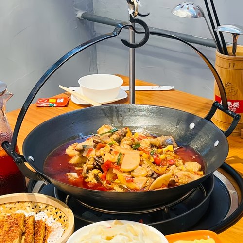 传统老式生铁吊锅特色餐具无涂层