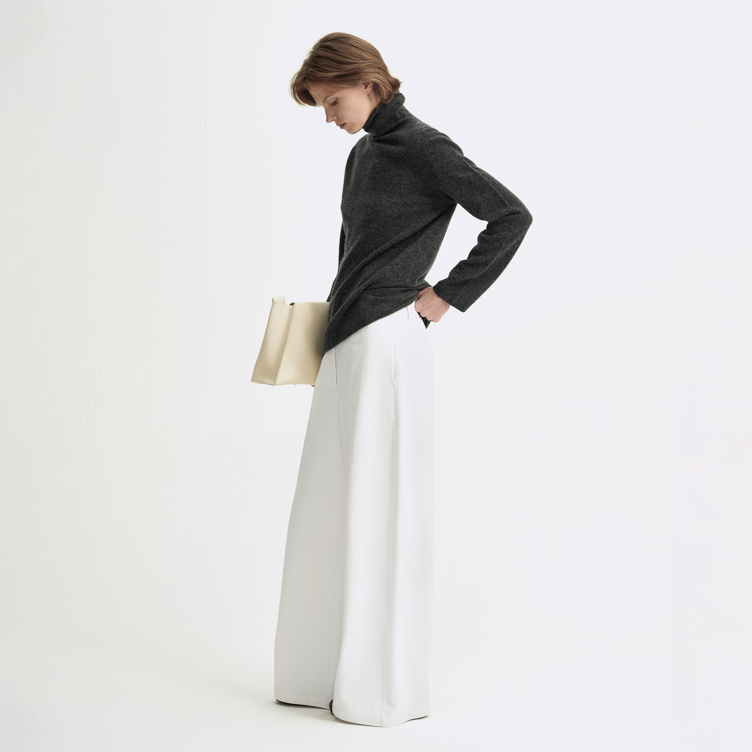 白弓2025年新款进口环保水洗100%棉阔腿休闲裤女气质长裤子52670