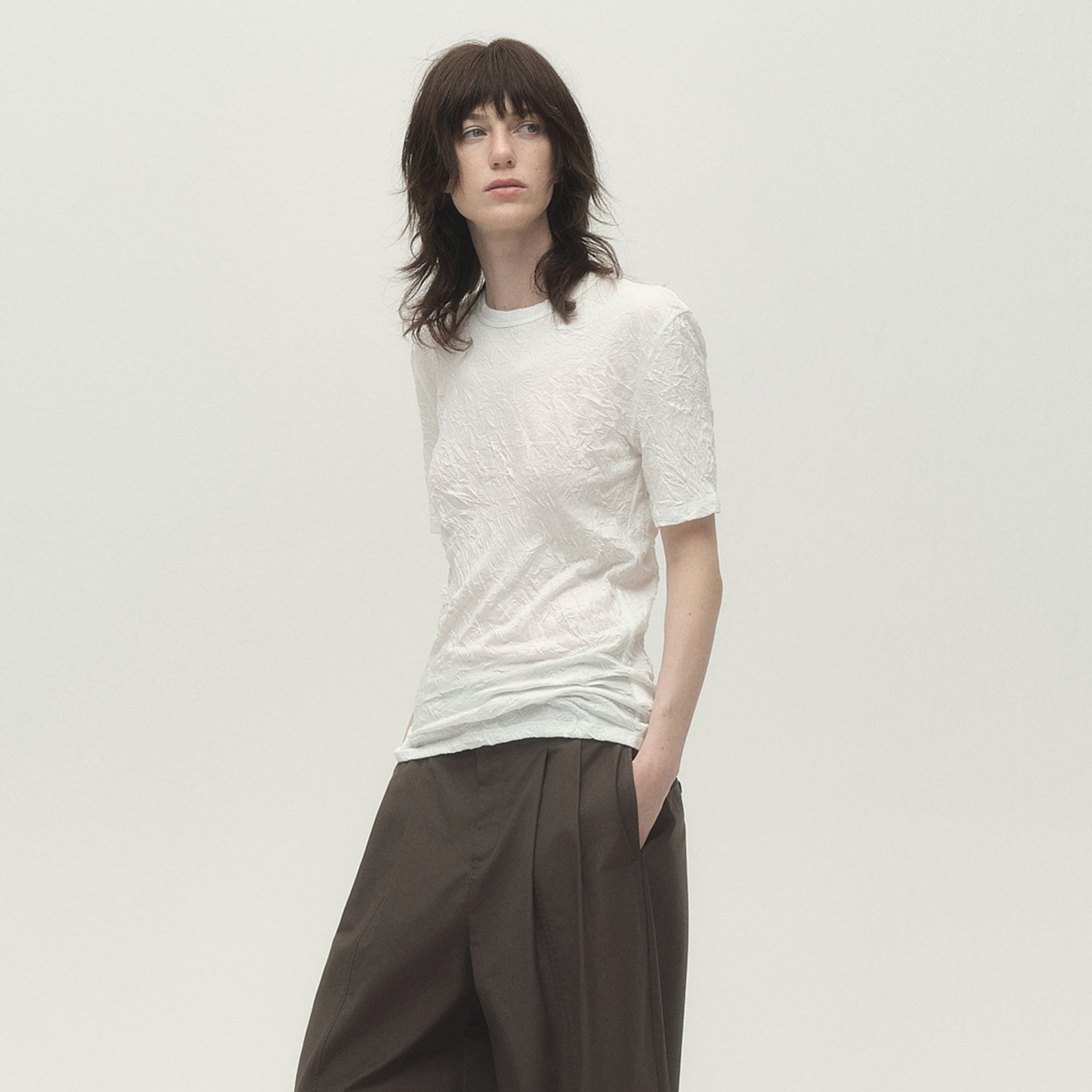 白弓“艺术家系列”特殊做皱工艺短袖T恤女2025年早秋新款55675