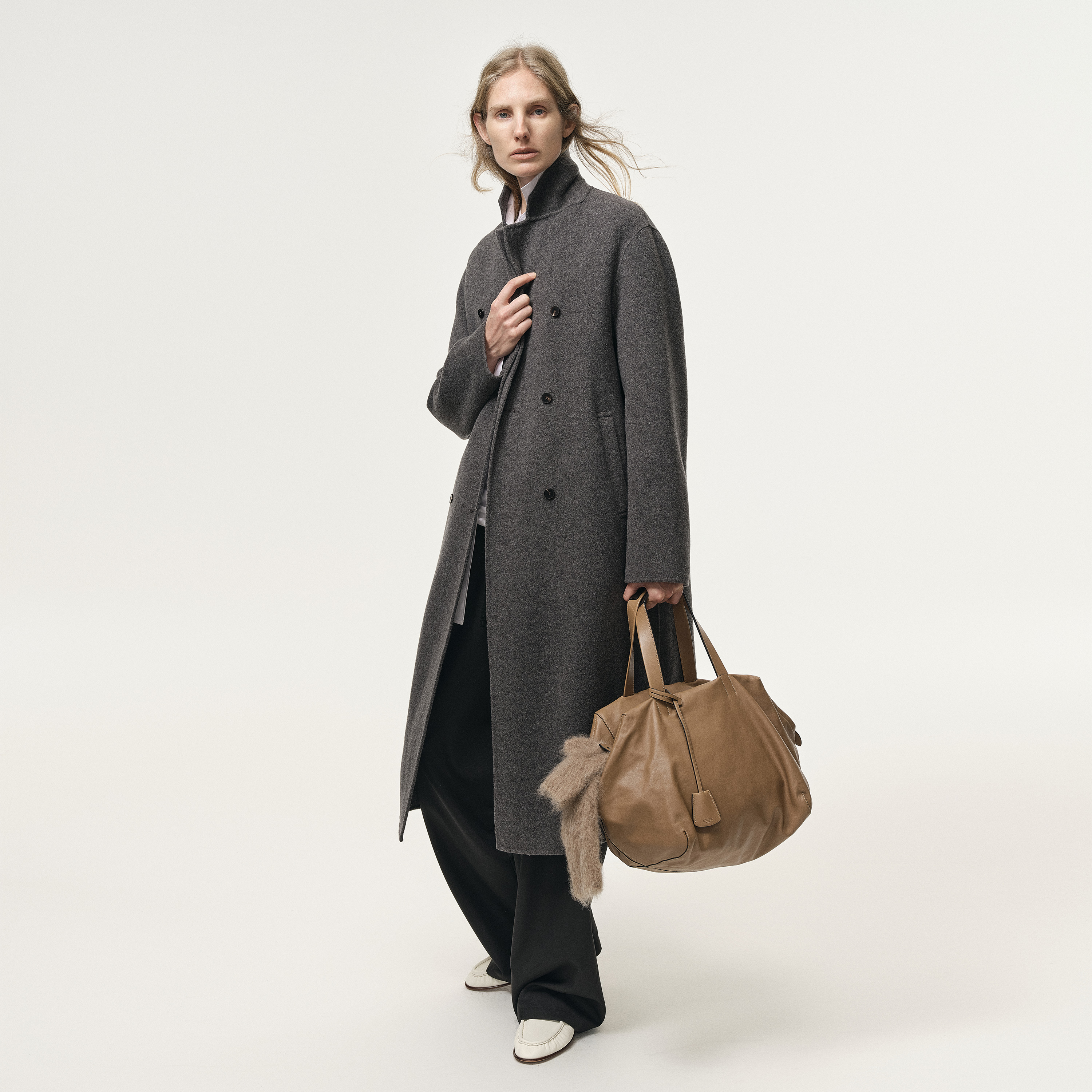 白弓100%羊毛长款毛呢外套女大衣2025年秋季新款57052