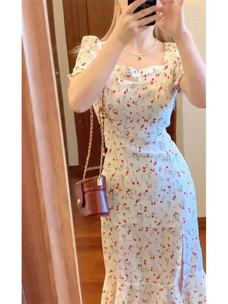 法式少女碎花连衣裙女2024夏季新款气质度假花边吊带长裙茶歇裙子