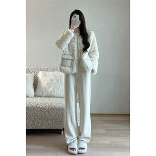 早秋冬装2024年新款搭配一整套时尚高级感小香风奶系穿搭套装女