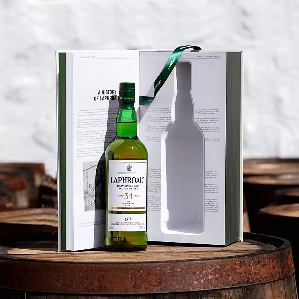 拉弗格书册34年单一麦芽威士忌