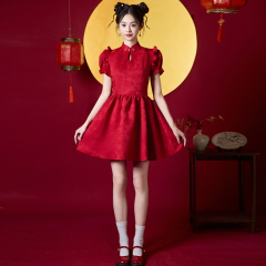 红色旗袍2025新款改良新中式夏季订婚礼服裙小个子短款敬酒服新娘