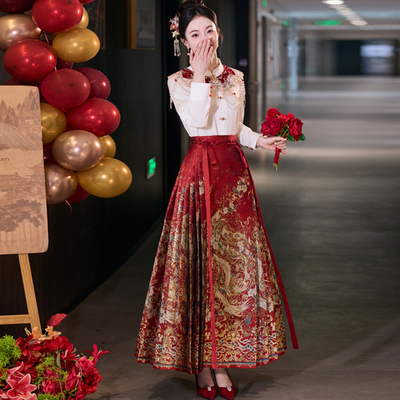 汉服女新中式2025新款红色织金马面裙套装敬酒服新娘云肩订婚礼服
