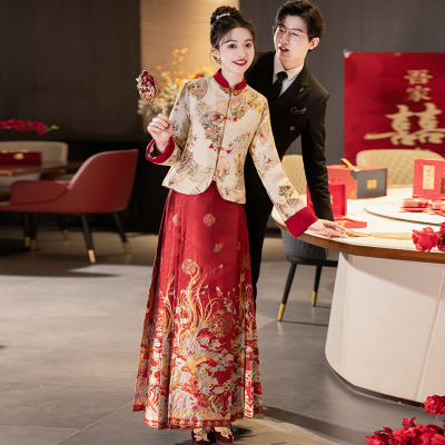 新中式红色订婚马面裙套装敬酒服