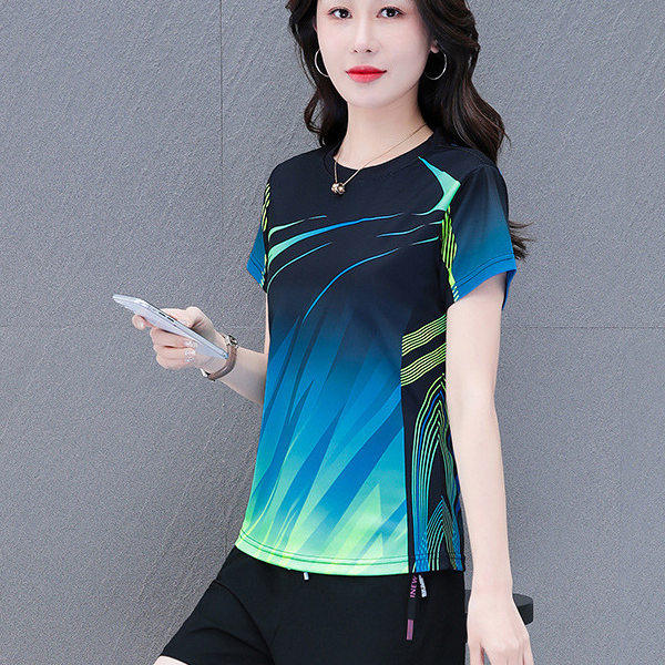 德国冰丝速干运动套装女新款夏季薄款休闲服宽松短袖短裤两件套