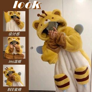 可爱小蜂熊加厚珊瑚绒睡衣女2025年新款冬季网红法绒睡袍可外穿