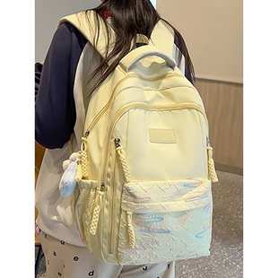 书包初中女生高颜值小众可爱双肩包高中生大容量结实耐用轻便背包