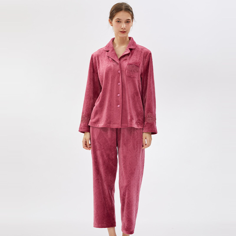 银狐绒剪花浪漫中淑甜美家居服女