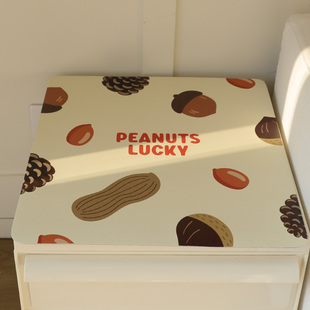 OKAY 坚果世界奶油风床头柜垫子皮革桌垫防水卧室桌面垫免洗简约