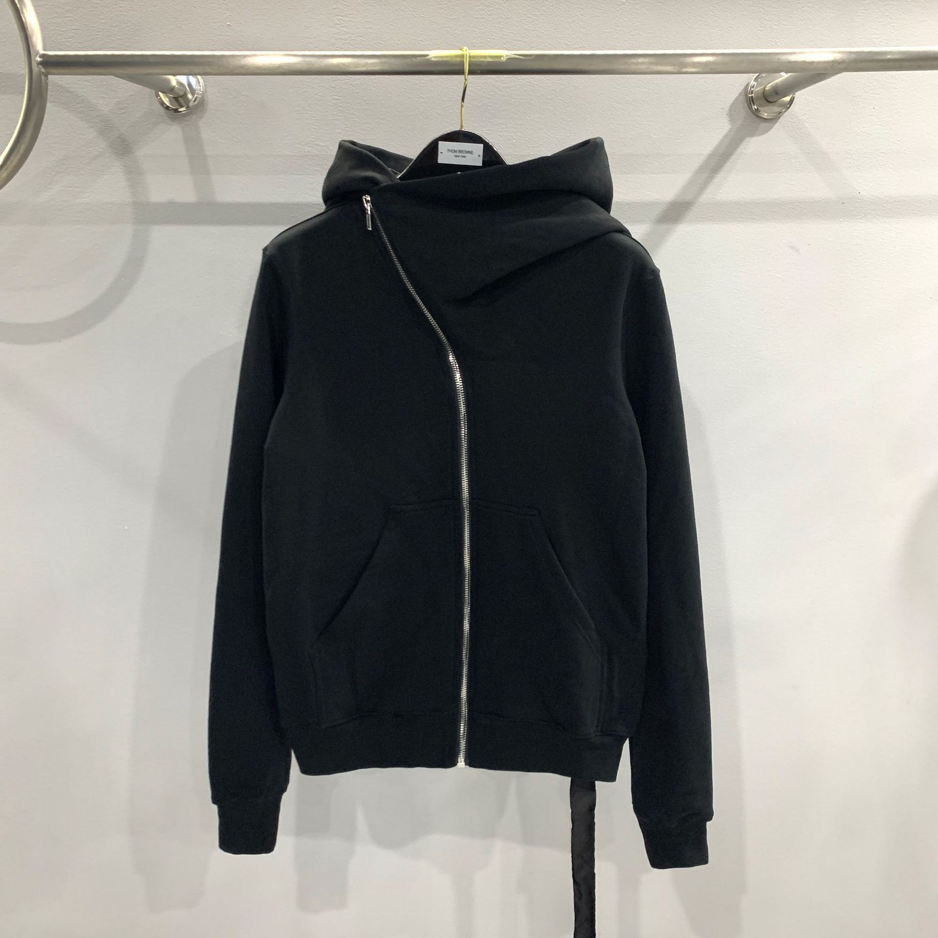 暗黑风巫师帽斜拉链外套