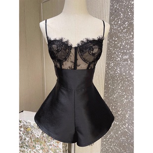 越南小众设计 百搭性感蕾丝吊带+伞状高腰短裤 套装