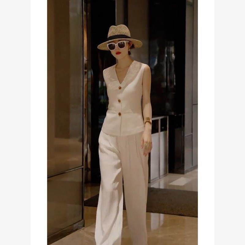 夏装搭配一整套时尚洋气干练气质轻奢高级感白色亚麻马甲裤子套装
