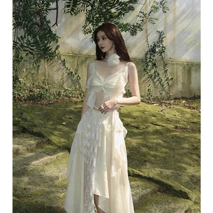 米色浪漫飘逸蝴蝶吊带背心夏季新款米色蕾丝蝴蝶半身裙两件套