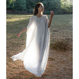 女装茶歇法式赫本风气质超好看高级感休闲白色连衣裙