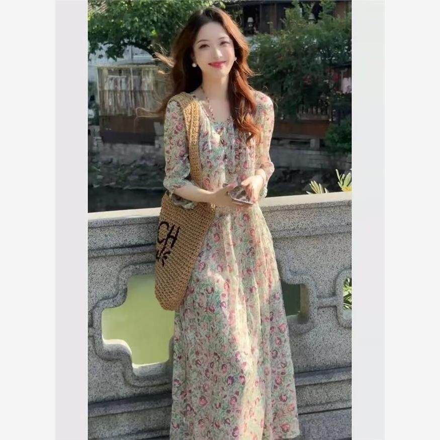 绿色碎花雪纺连衣裙夏季女装2025新款高级感法式茶歇高端轻奢裙子