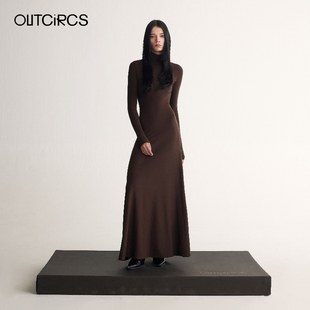 OUTCiRCS高领针织修身连衣裙春秋气质长裙女款新秋裙子