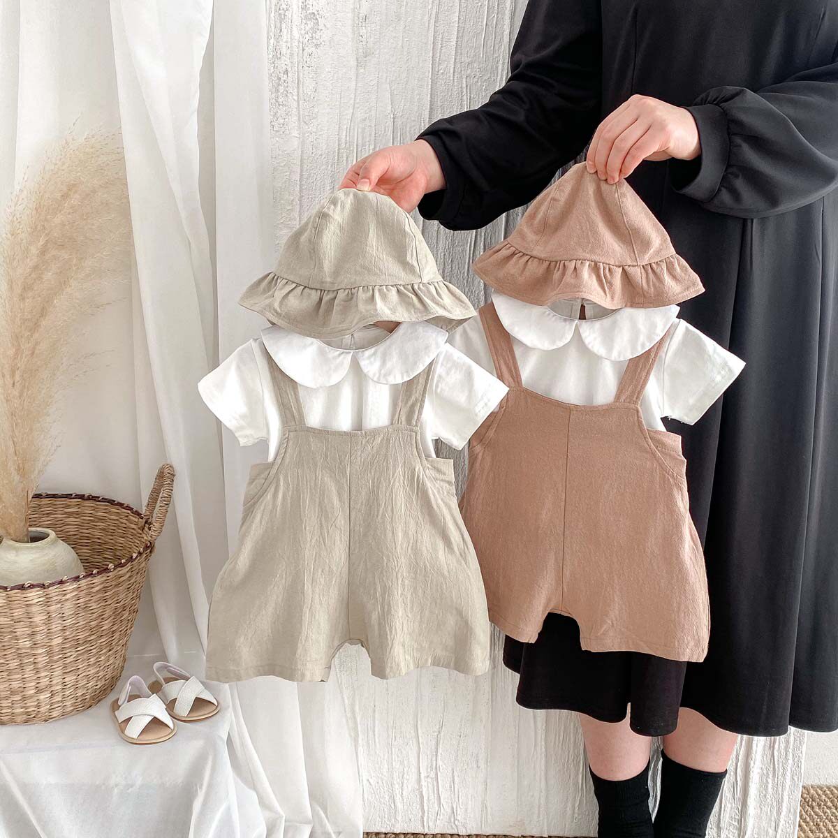婴儿宝宝夏季韩版新款纯色娃娃领短袖上衣背带爬服简约两件套送帽