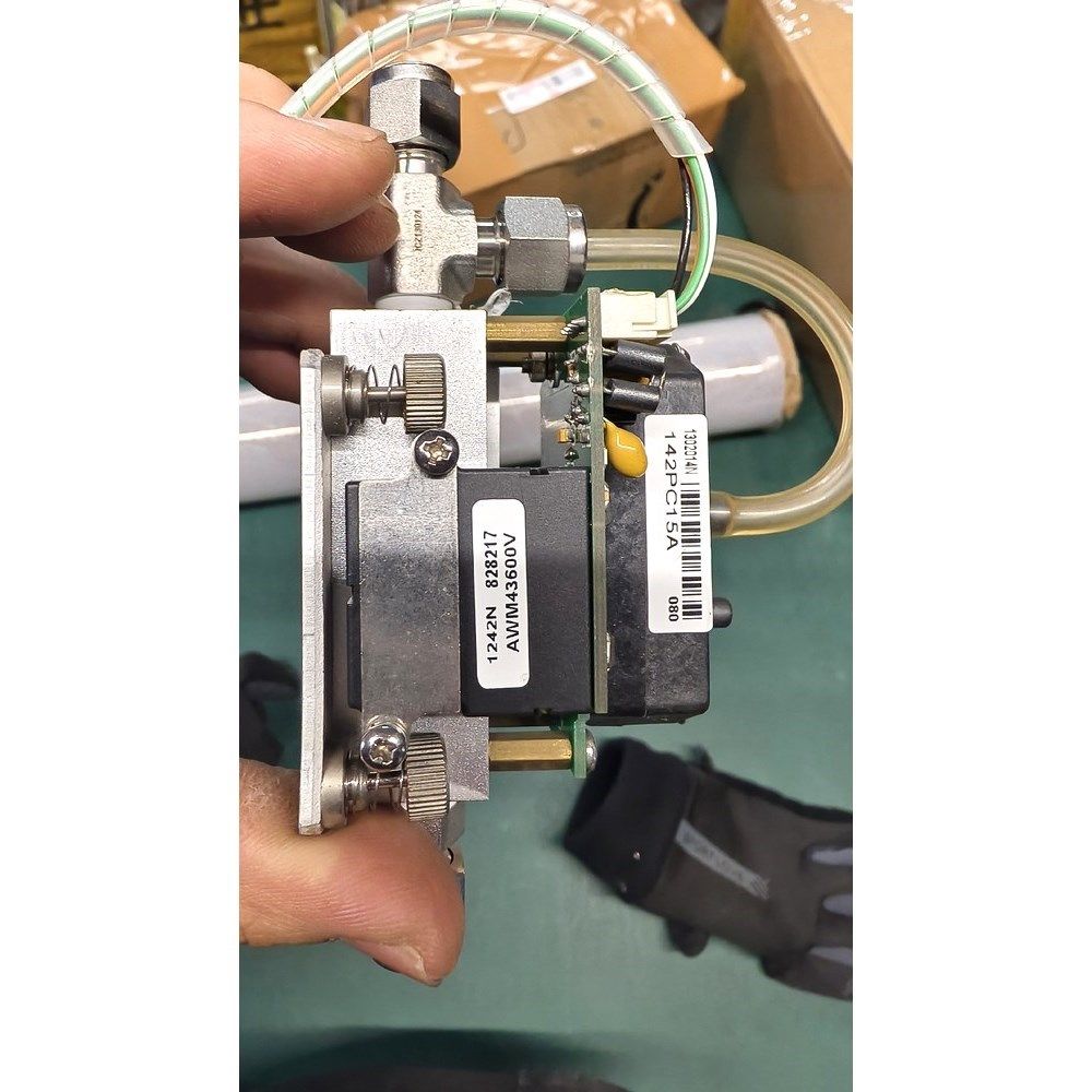 霍尼韦尔流量压力传感器组件AWM43600V和142P 议价