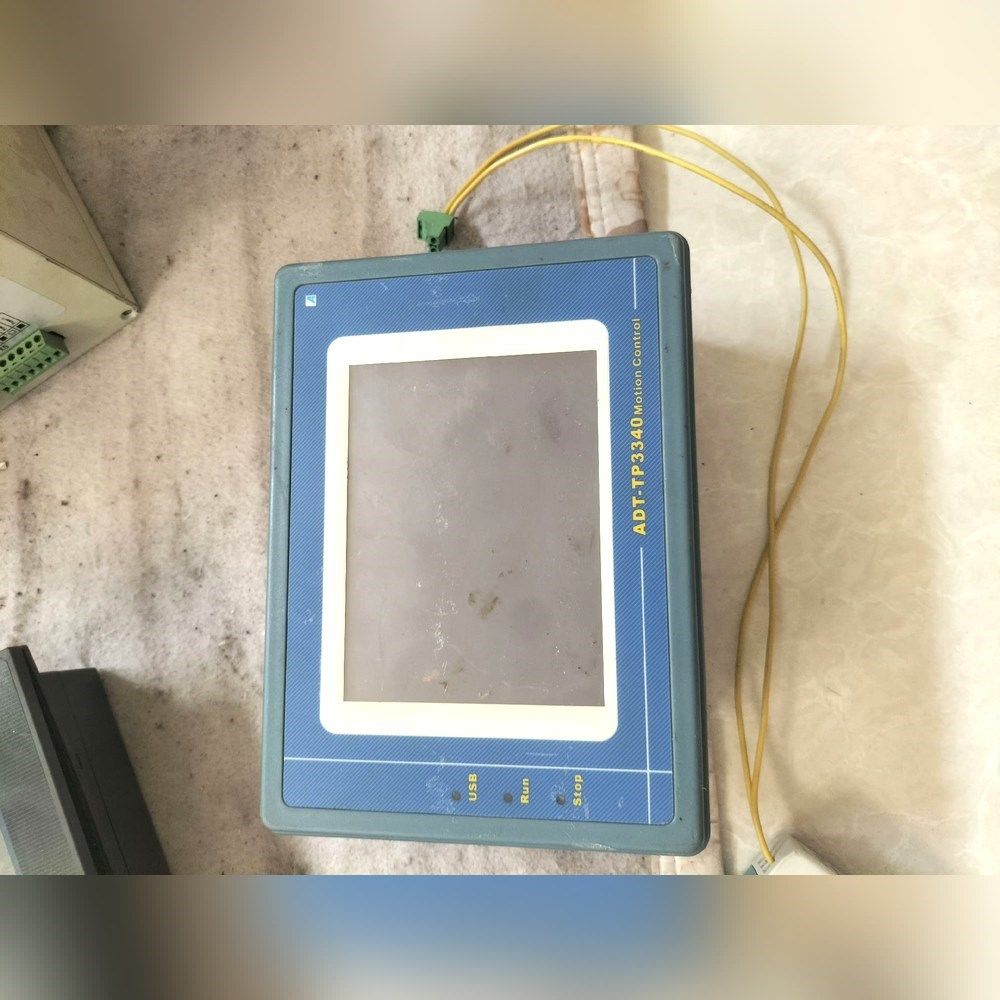 ADT-TP3340触摸屏双工位点胶系统实物如图通电正常 议价