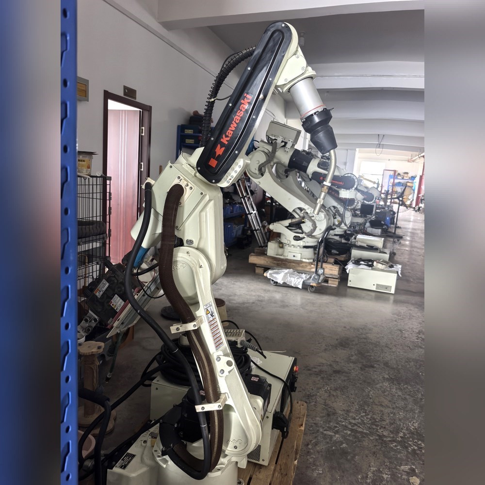 川崎焊接机器人BA006N成色漂亮配OTC送丝装置DP 议价