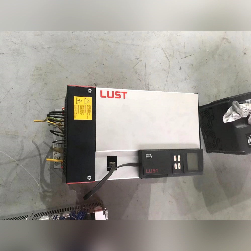 LUST路斯特伺服驱动器变频器VF1424.HF.OP2.S 议价