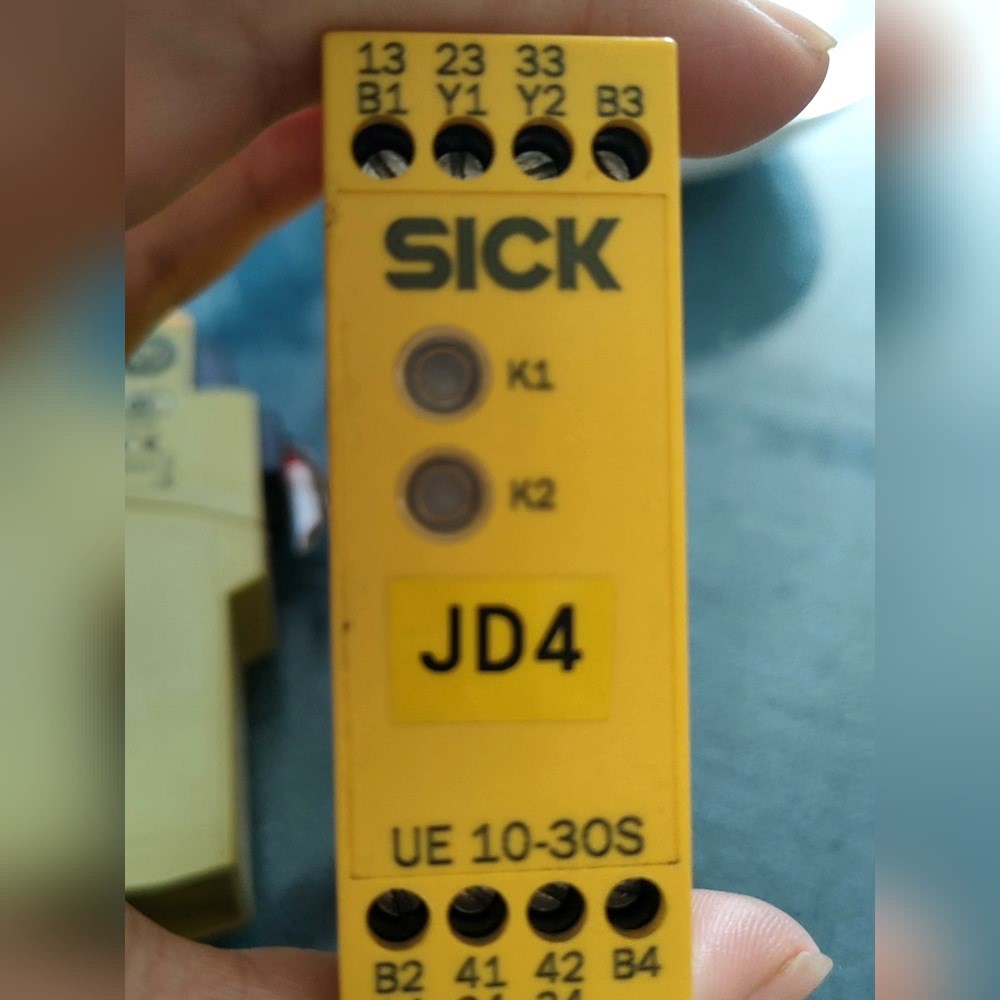 SICK西克安全继电器 UE10-30S2D0 议价