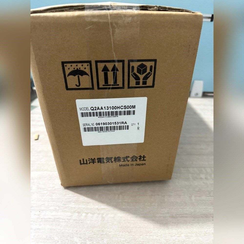 电机Q2AA08100HXP3S 议价