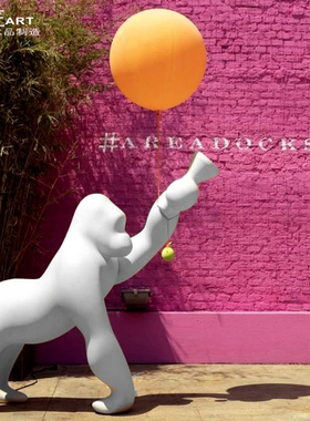 乔万金刚卡通风落地摆件美陈装饰