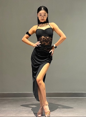 WN婉霓舞服拉丁黑色套装挂脖蕾丝上衣开叉花朵半身裙练功服表演女