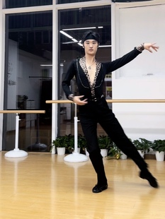 Lucky拉丁舞服长袖V领连体上衣带钻黑色拼接豹纹皮带西装裤表演男