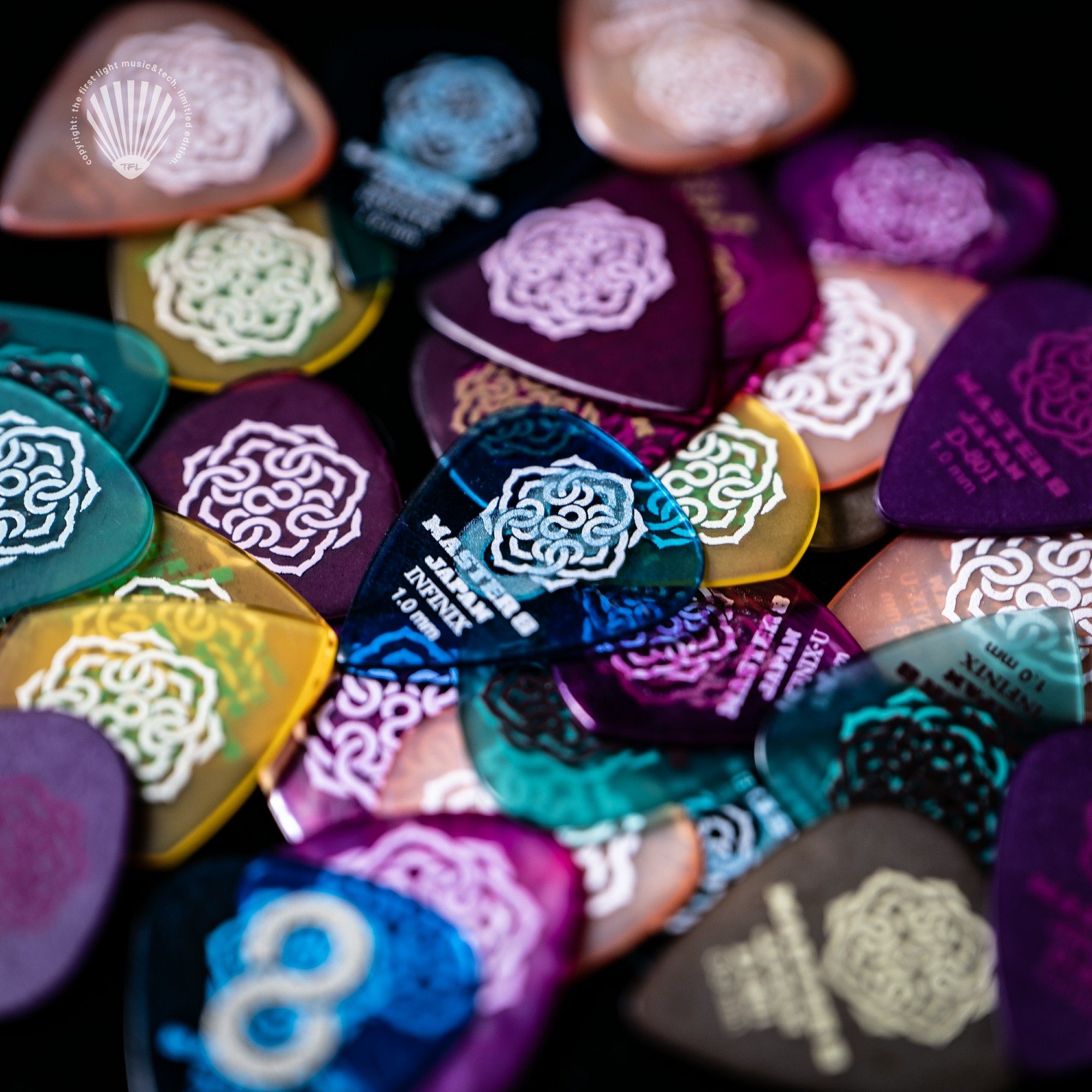 Master8吉他拨片日产多规格