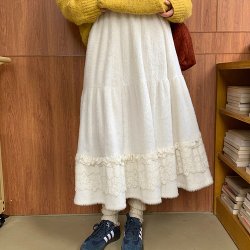 尺尺间Lsland绒感白色半身长裙女秋冬新款加厚高克重花边a字裙