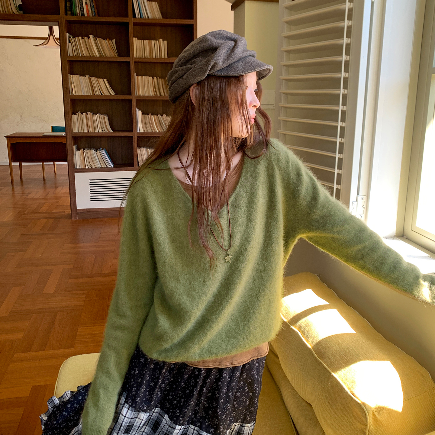 尺尺间Lsland 韩系复古v领针织毛衣女秋季新款简约慵懒宽松上衣