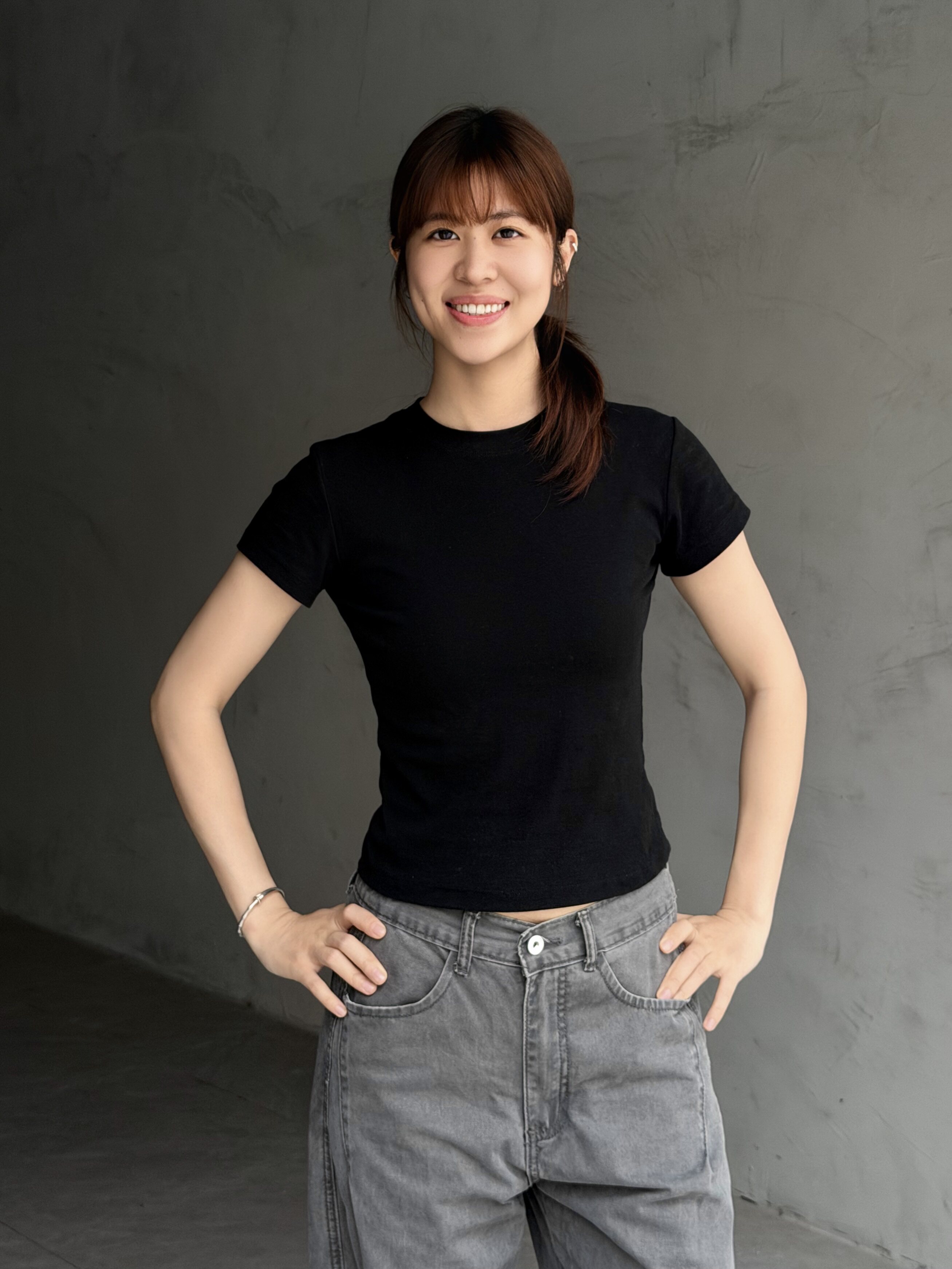 肥阿玛夏季日韩ins美式黑白纯色弹力短袖t恤女修身显瘦正肩短上衣