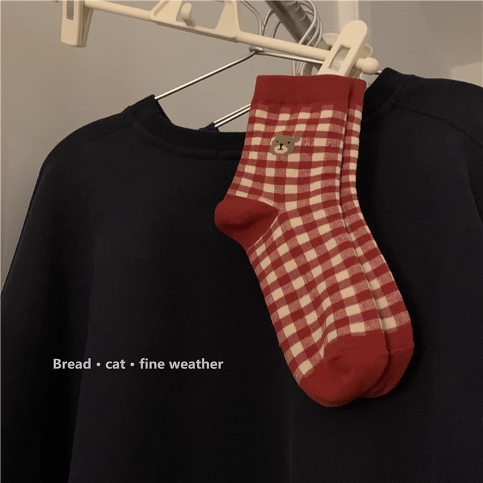 红色本命年中筒袜学生百搭袜子