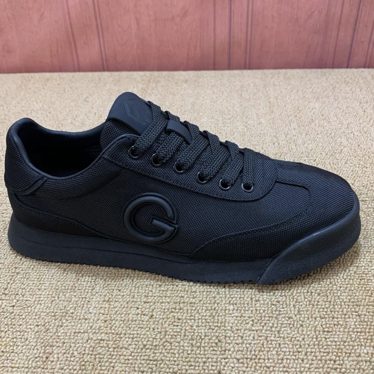 广州男士春季新品高奢休闲科技布低帮系带运动鞋时尚男款单鞋7656,流行男鞋,时尚休闲鞋,淘宝优惠券,粉丝福利购,淘宝优惠卷