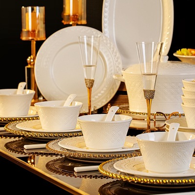 新款纯白浮雕健康釉下彩碗碟套装