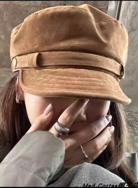Mad Cortes【设计师】麂皮绒平顶画家帽女显脸小秋冬高级感报童帽