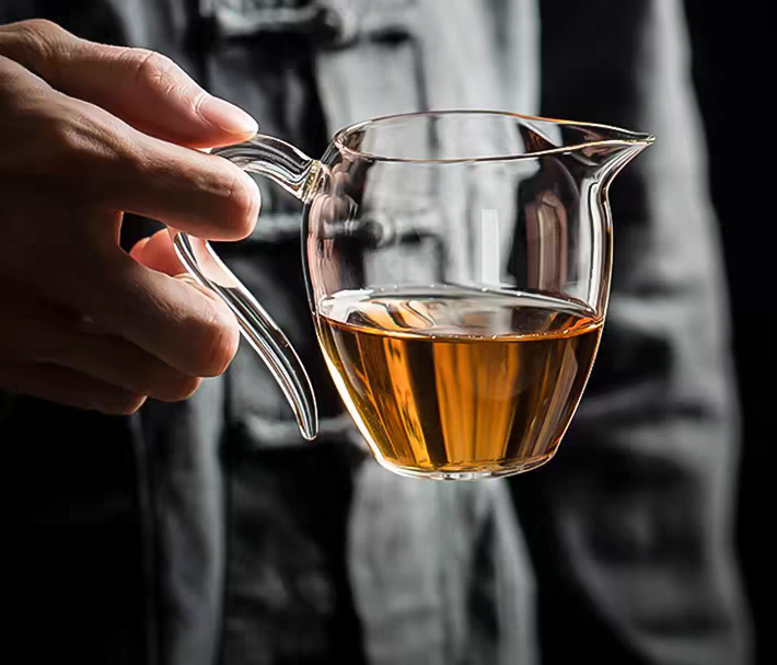 茗艺师玻璃玲珑公杯水晶耐热透明公道杯茶海带把泡茶杯公杯380m