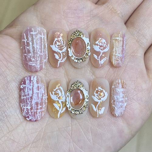 金框复古油画磨砂砂糖手绘显白高级精致纯手工穿戴甲短椭（全码）
