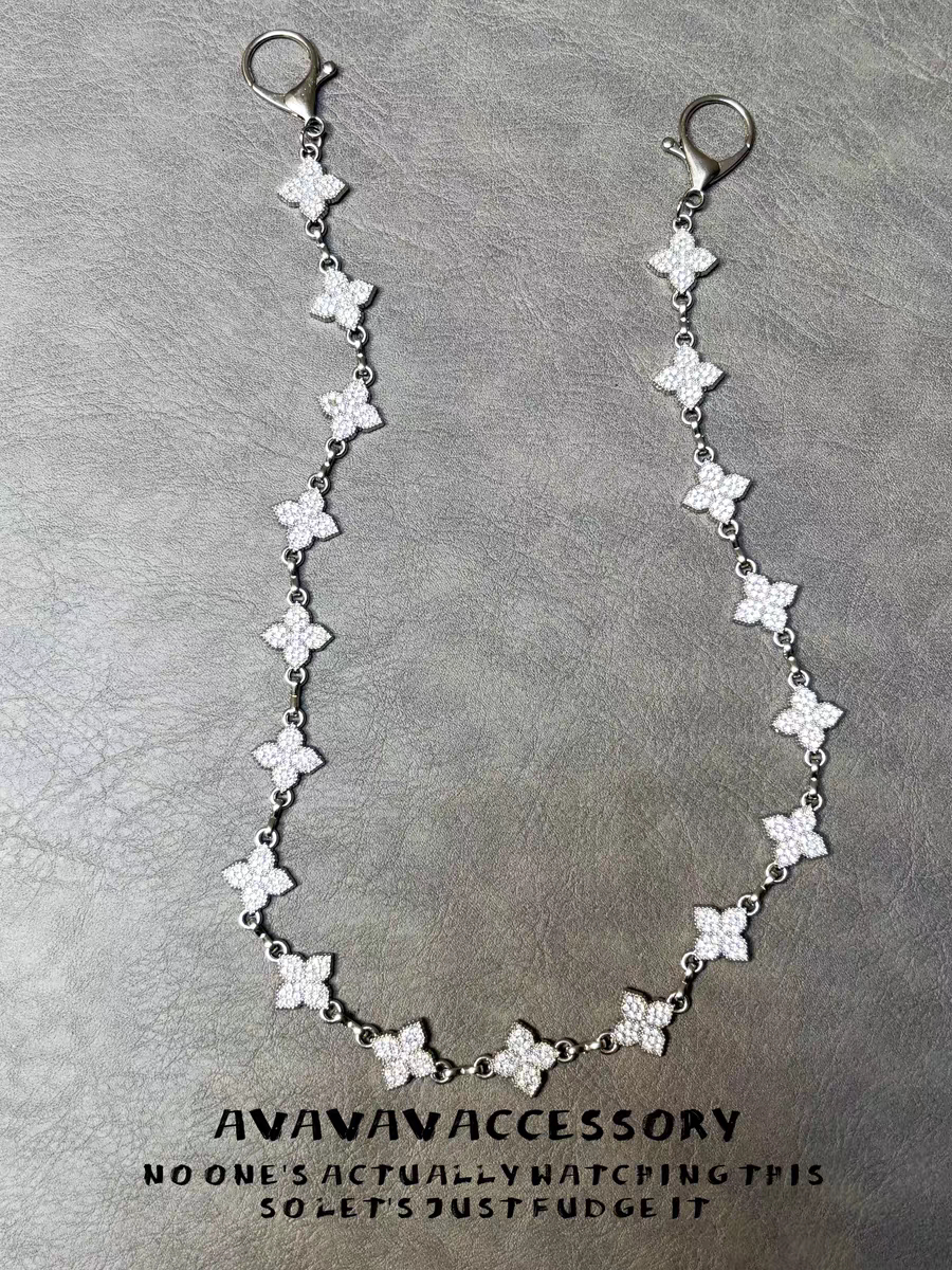 Vanan原创四叶草十字架裤链设计感小众腰间挂饰cleanfit包挂ins风