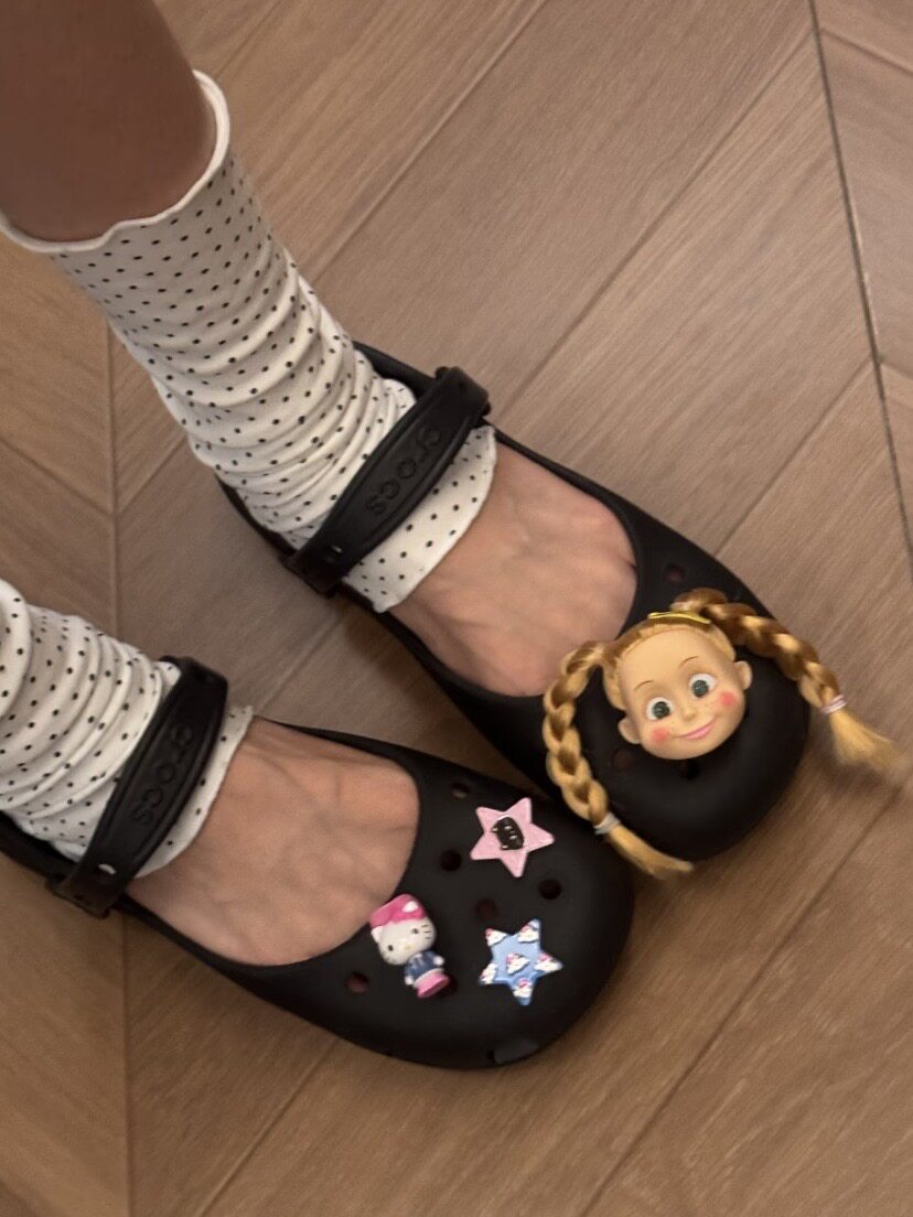 童年回忆｜原创双马尾女孩洞洞鞋鞋花鞋扣diy适配croc鞋花卡扣