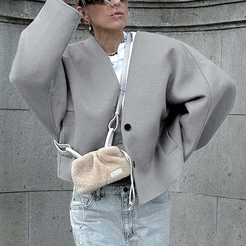 2024套秋冬新款蝙蝠袖休闲宽松慵懒风外搭女装货源women clothes