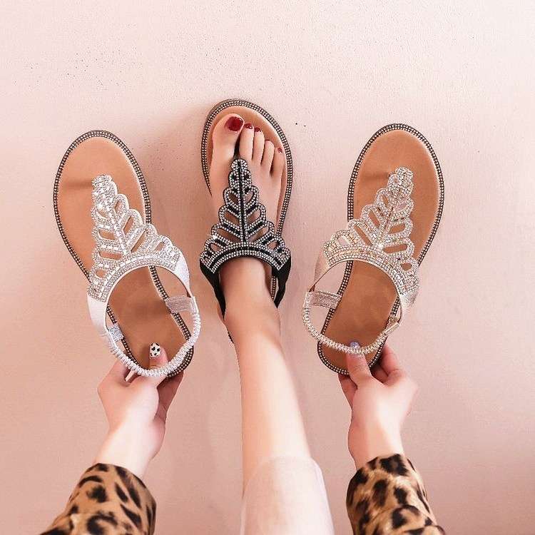 women shoes新款波西米亚凉鞋女水钻凉拖鞋沙滩夹趾坡跟凉鞋2024