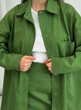 2024计感绿色休闲套装春夏新款开叉长袖短裙两件装women clothes