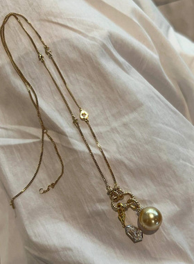 超闪跑环仿珍珠吊坠项链女款轻奢